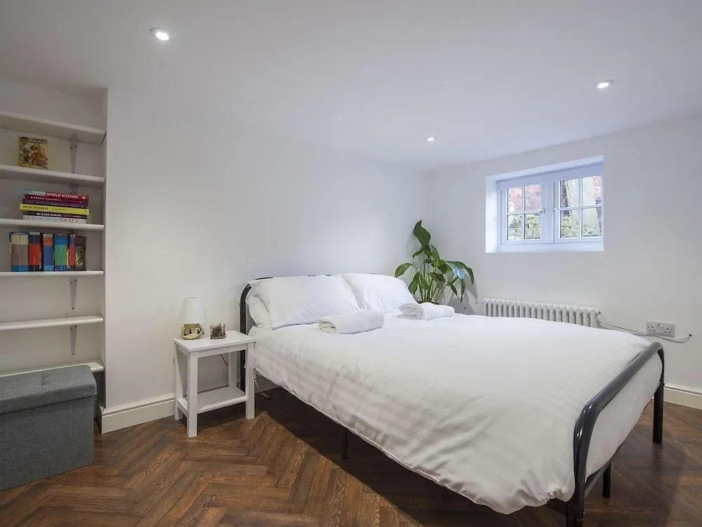 Hotell Edinburgh Apartments Queen Street